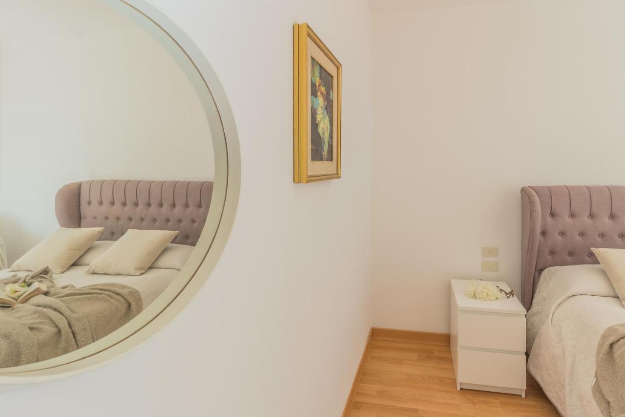 Casa Bobbie Apartman Varenna Kültér fotó